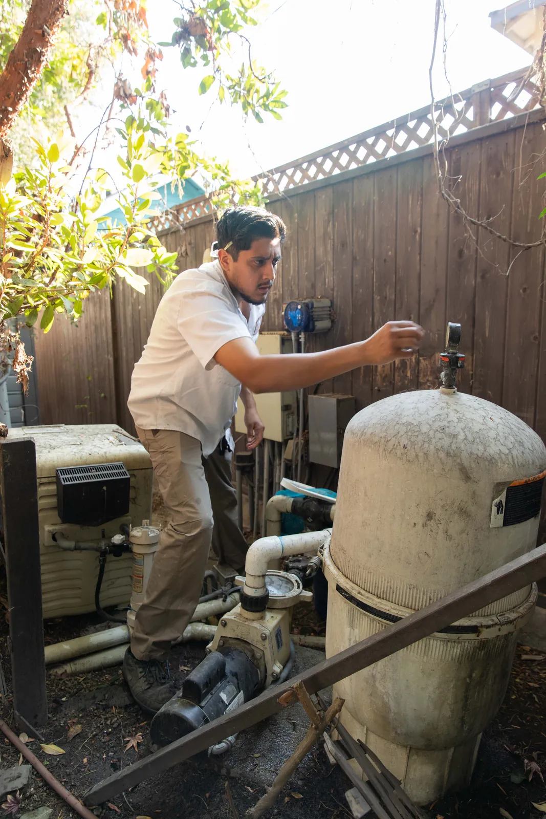 Filter rinse and pressure check